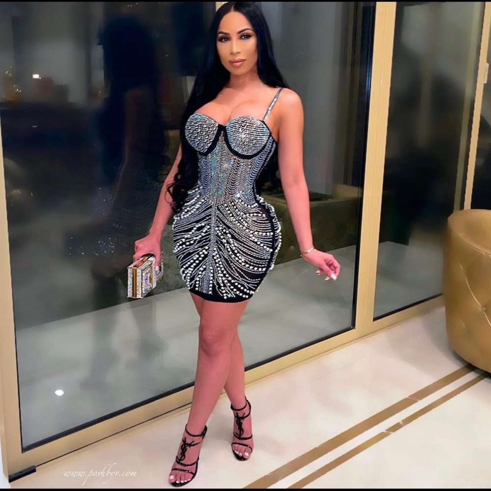 Worn only 1 time for my birthday dinner.